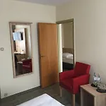 Ruegen-hotel 호텔 사스니츠