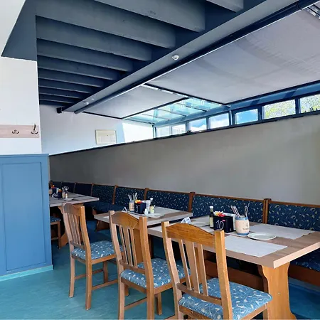 Ruegen-hotel Otel 3*