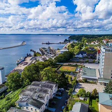 Ruegen-hotel ساسنيتز