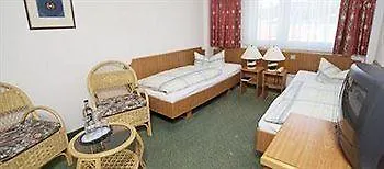 فندق Ruegen-hotel ساسنيتز