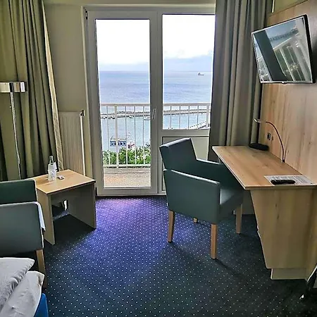 Ruegen-hotel Sassnitz