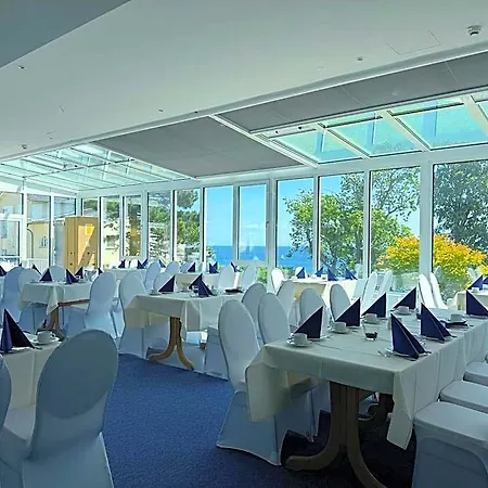 Ruegen-hotel Hotell