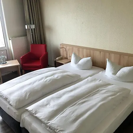 فندق Ruegen-hotel 3*