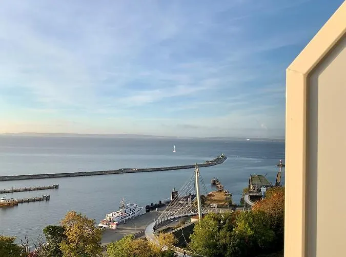 Отель Ruegen-hotel